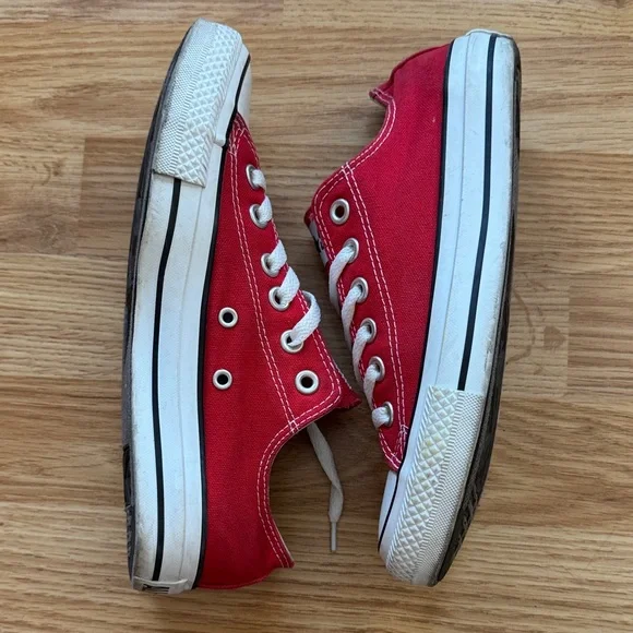 Red Converse Sneakers - Size 7 - Picture 2 of 10